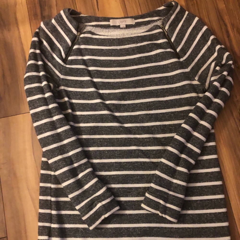 Striped sweatshirt
